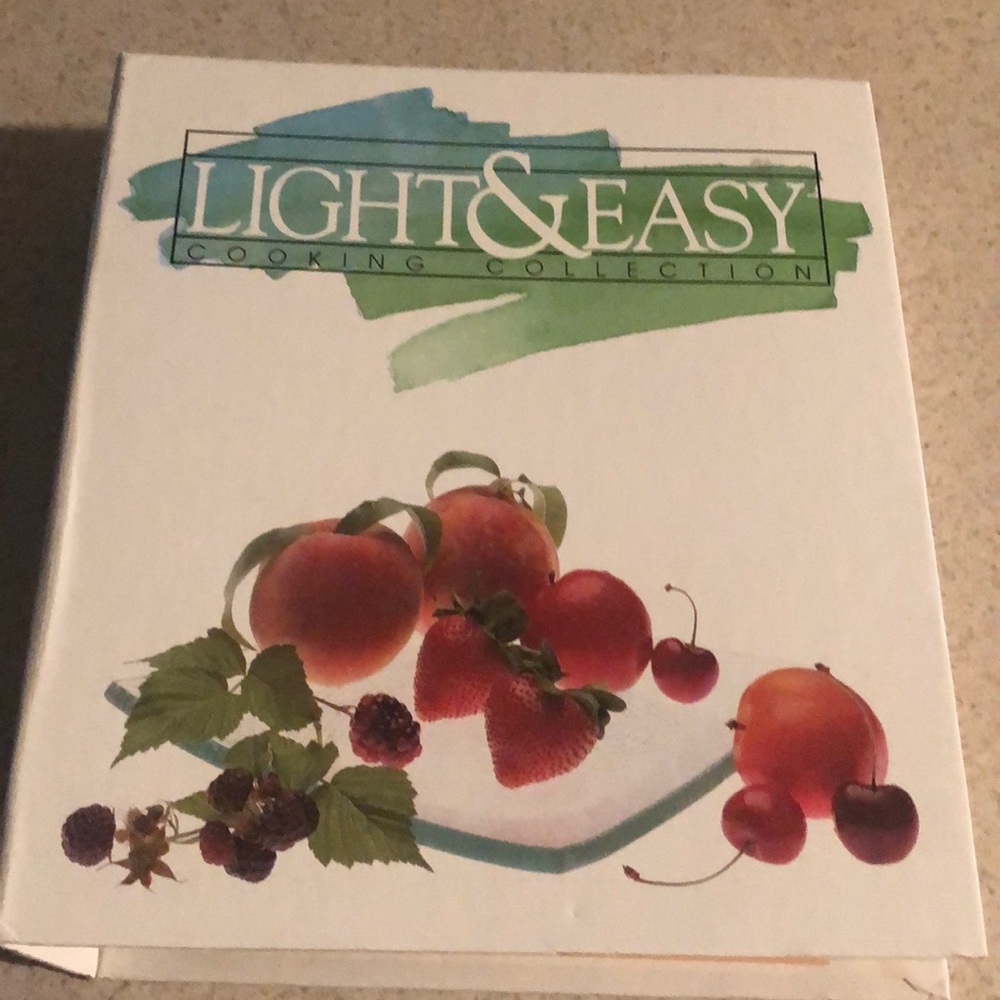 Oxmoor House Light & Easy Cooking Collection Cookbook. New condition